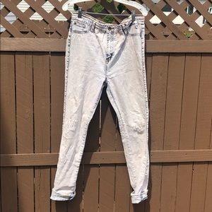 Bonnage Denim Acid-Wash Mom Jean